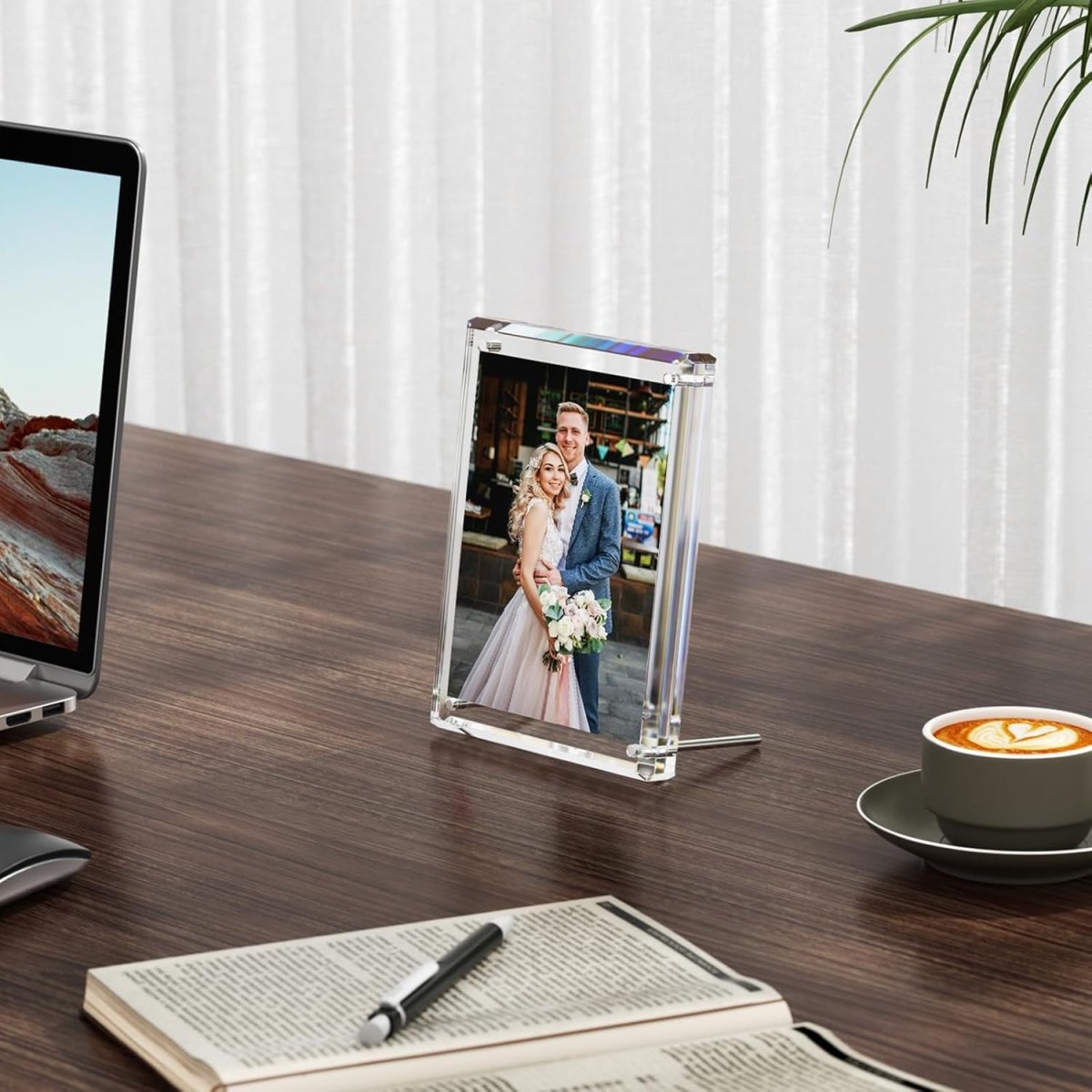 5×7" Diamond-Edge Acrylic Photo Frame - NIUBEE